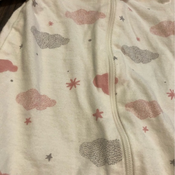 Just One You by Carter’s Baby Girl size Newborn Pink Cloud Footed Onesie Sleep - Picture 3 of 4